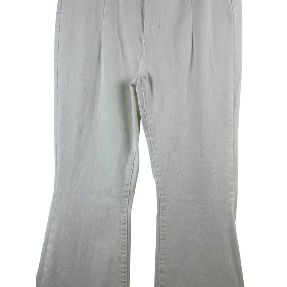 Free People Jayde Women's 32 White Button Fly Denim Flare Bell Bottom Jeans - Picture 3 of 12